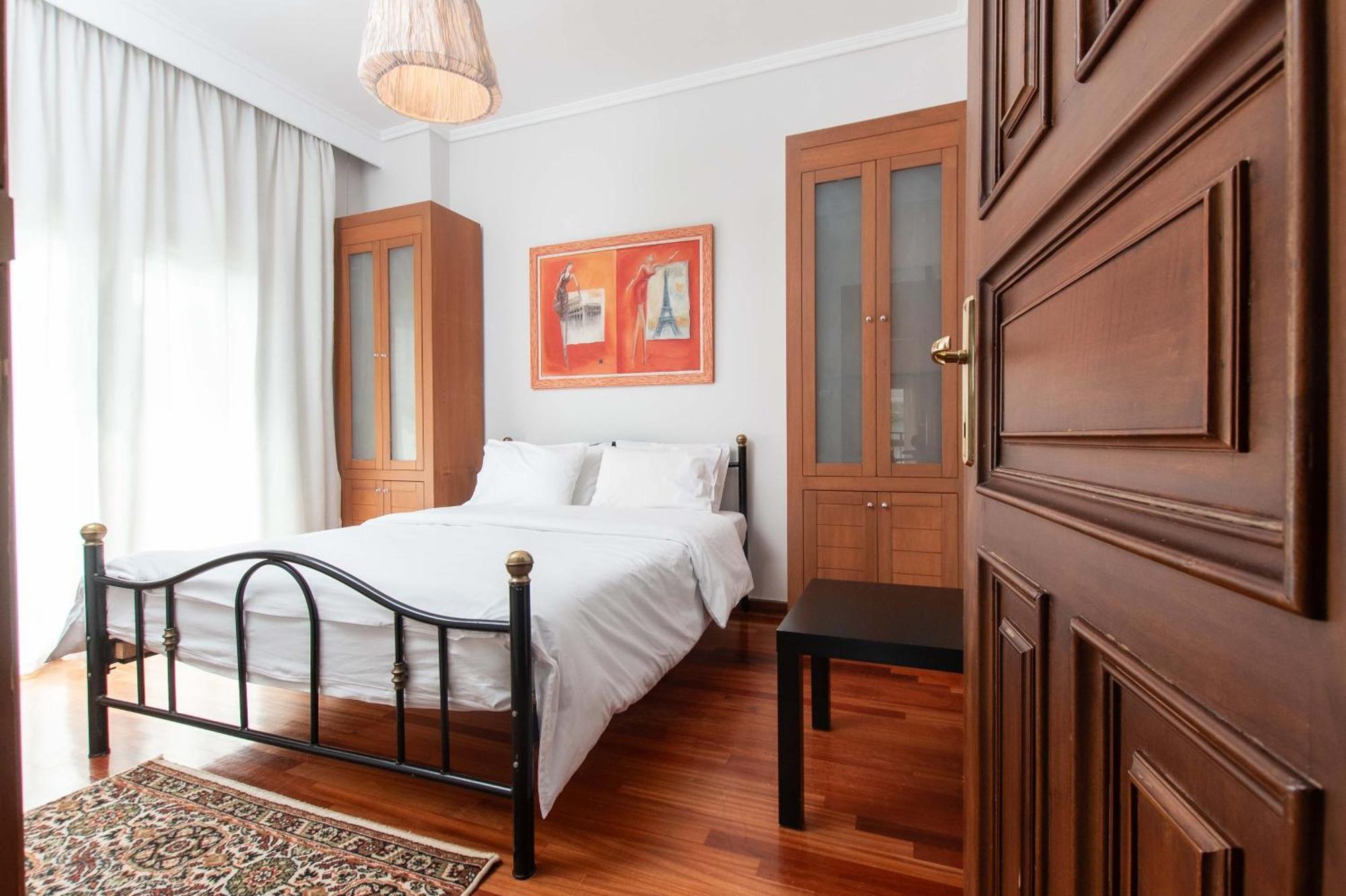 My House * Salonic